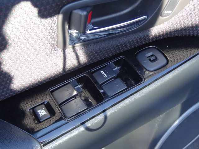 2008 Mazda 3 4WD 4dr LT W/3lt