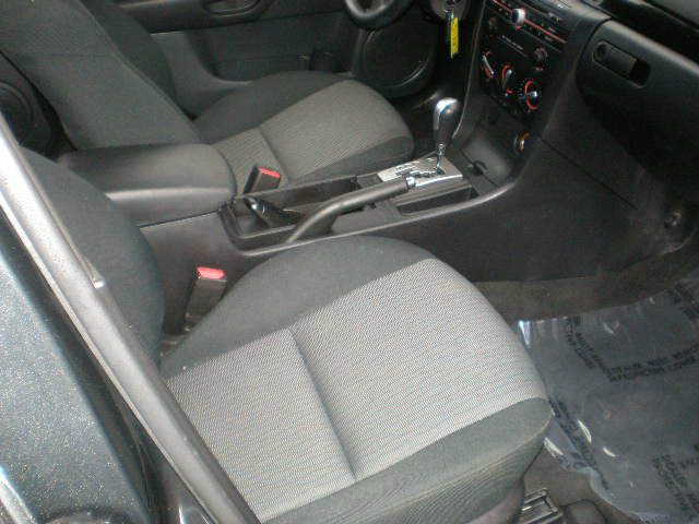 2009 Mazda 3 SE W/sunroofnavigation