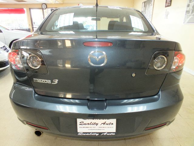 2009 Mazda 3 SE W/sunroofnavigation