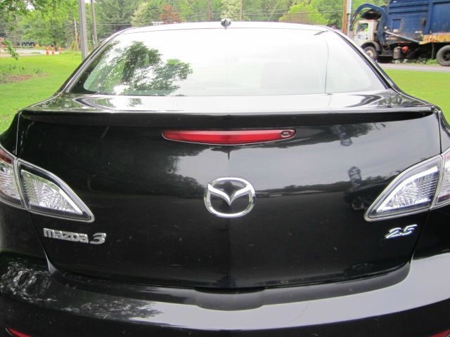 2010 Mazda 3 ZX5 SE