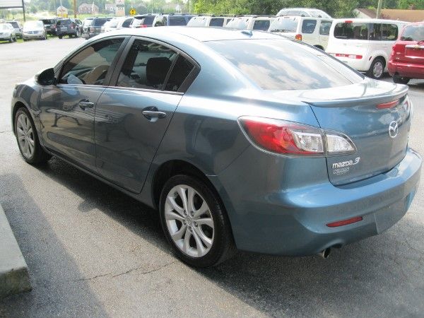 2010 Mazda 3 ZX5 SE
