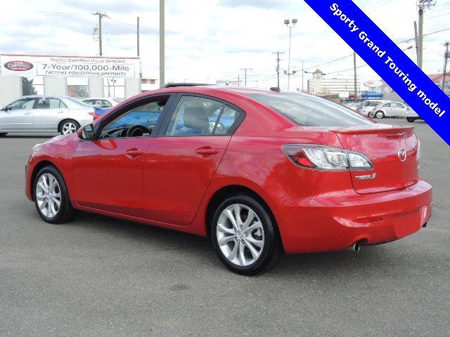 2011 Mazda 3 XR