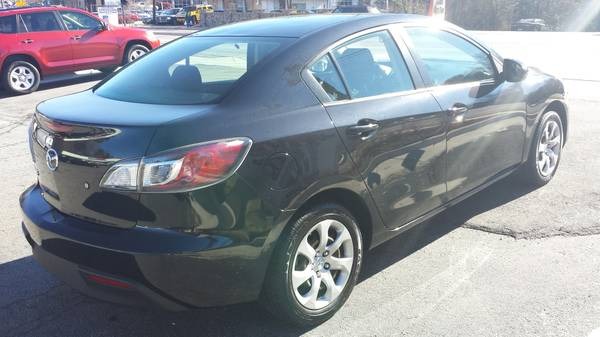 2011 Mazda 3 Unknown