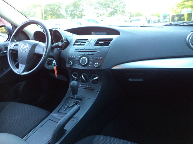 2012 Mazda 3 152579