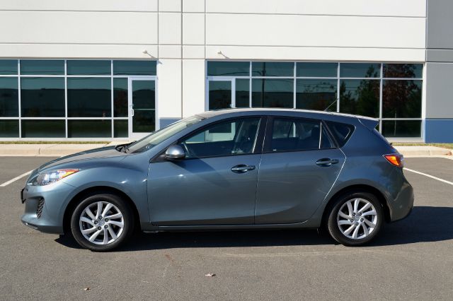 2012 Mazda 3 LT LTZ