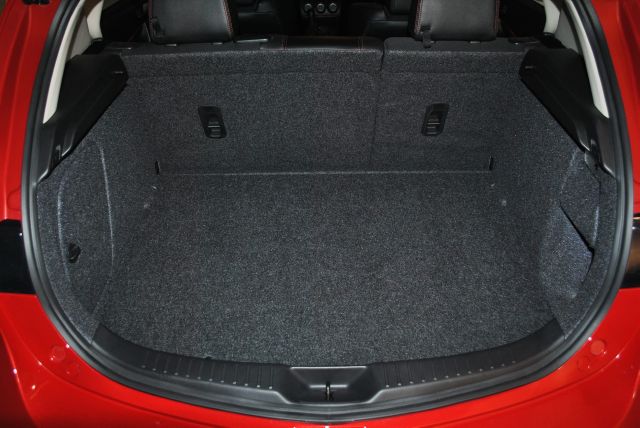 2012 Mazda 3 IROC Z28