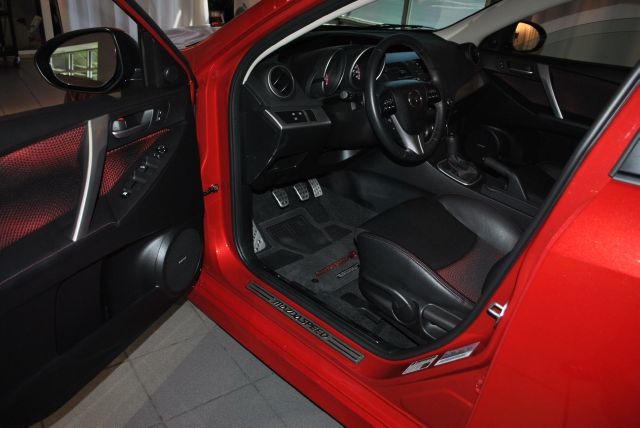 2012 Mazda 3 IROC Z28