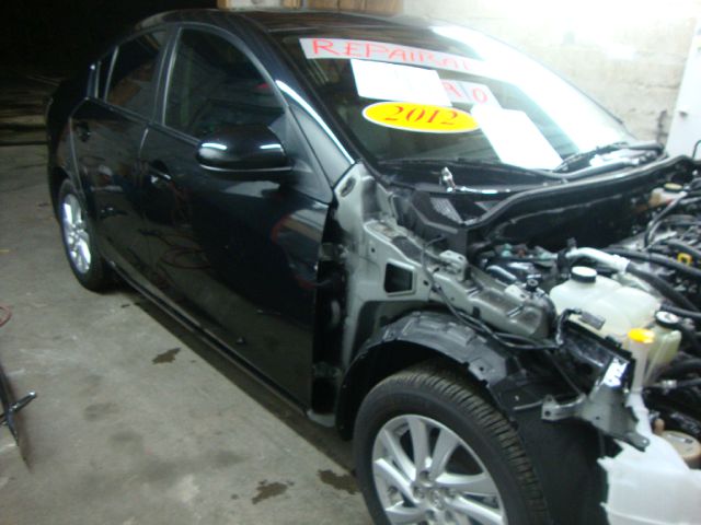 2012 Mazda 3 FWD 4dr Manual GLS Ltd Avail