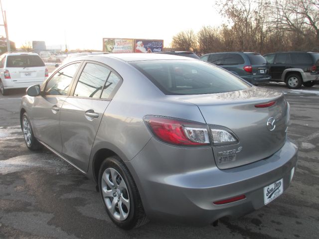 2013 Mazda 3 152579
