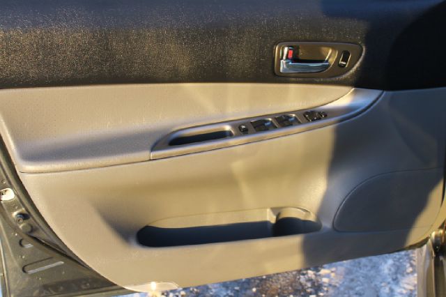 2004 Mazda 6 LT W/3.9l