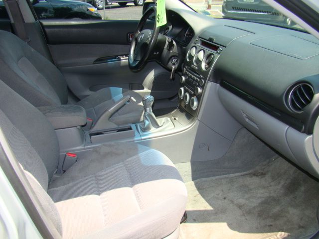 2004 Mazda 6 XR