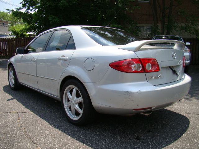 2004 Mazda 6 XR
