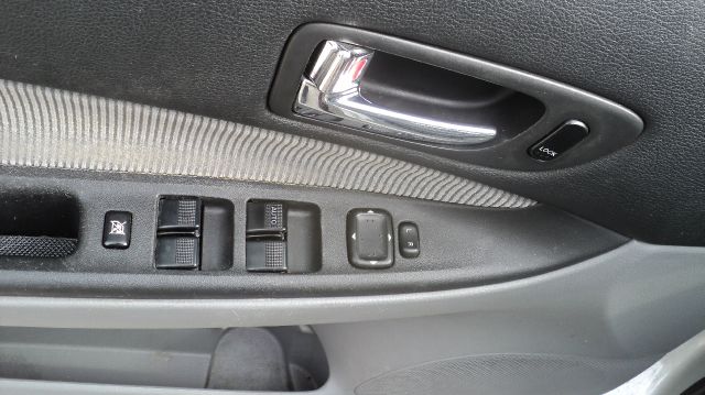 2004 Mazda 6 Leather ROOF