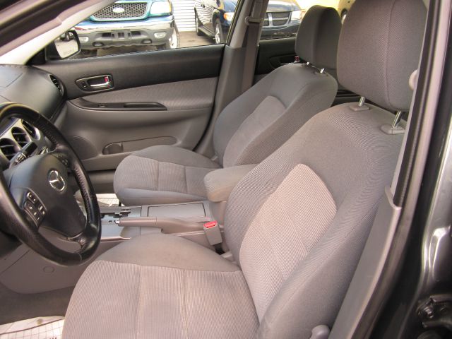 2004 Mazda 6 XR