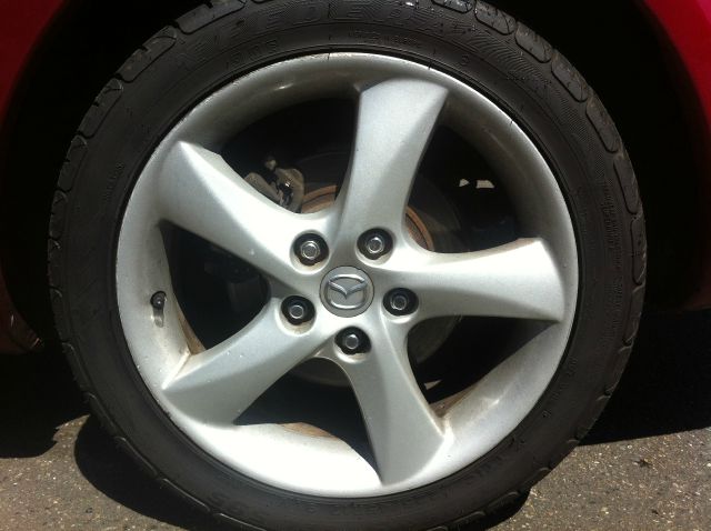 2005 Mazda 6 Leather ROOF