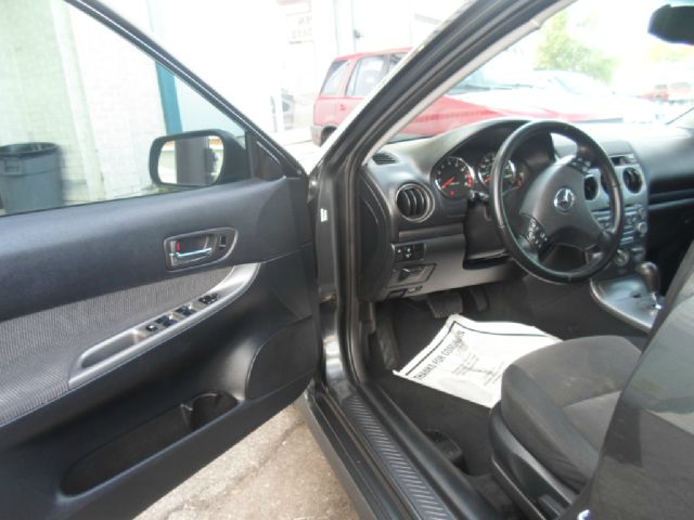 2005 Mazda 6 Leather ROOF