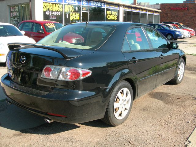 2006 Mazda 6 4dr Sdn 2.4L FWD