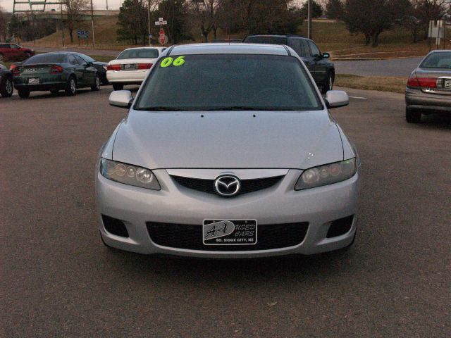 2006 Mazda 6 GL FWD 2.0L I4 Manual