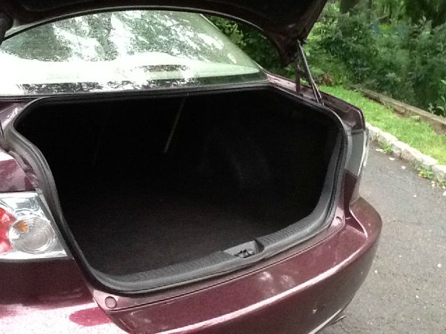 2006 Mazda 6 Laramie Pickup 4D 5 1/2 Ft