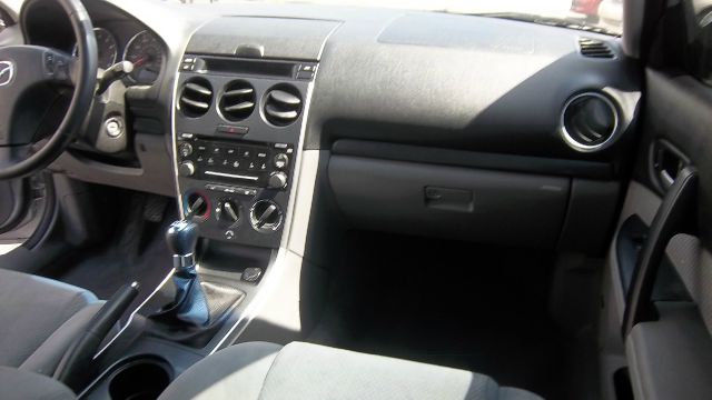 2006 Mazda 6 Laramie Pickup 4D 5 1/2 Ft
