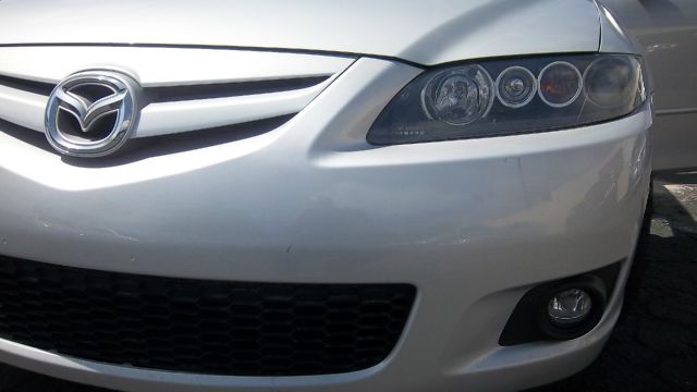 2006 Mazda 6 Laramie Pickup 4D 5 1/2 Ft