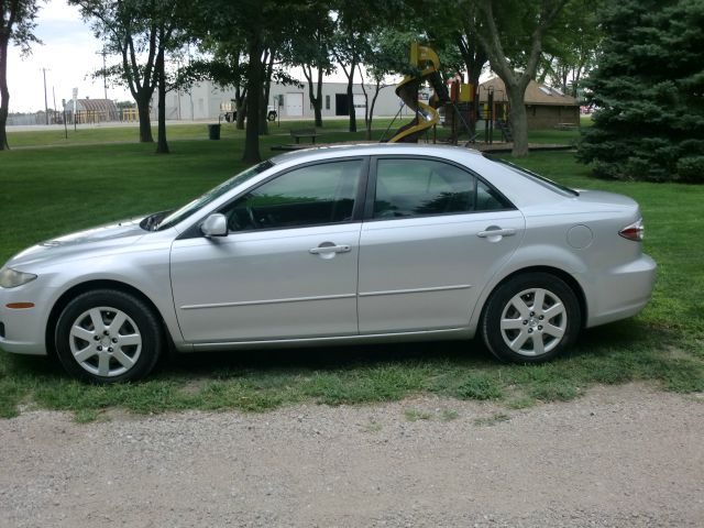 2006 Mazda 6 Laramie Pickup 4D 5 1/2 Ft