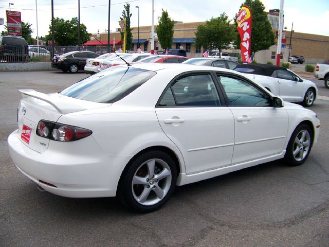 2007 Mazda 6 GL I4 Manual
