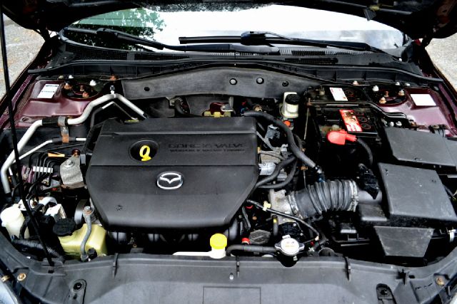 2007 Mazda 6 4dr Sdn 2.4L FWD