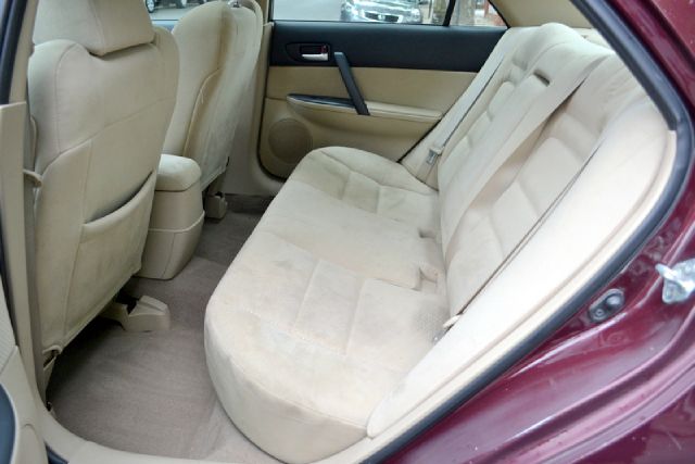 2007 Mazda 6 4dr Sdn 2.4L FWD