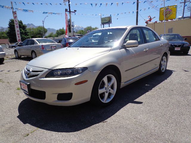 2007 Mazda 6 4dr Sdn 2.4L FWD