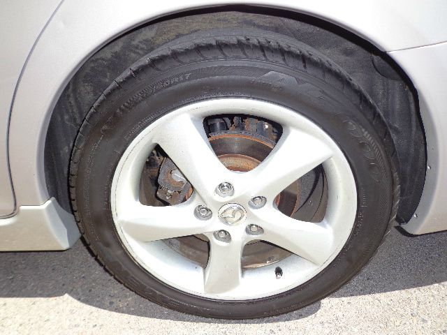 2007 Mazda 6 4dr Sdn 2.4L FWD