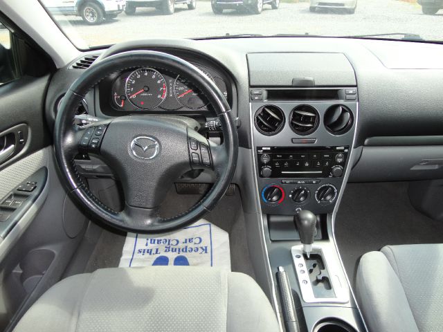 2008 Mazda 6 2WD Regular Cab XL