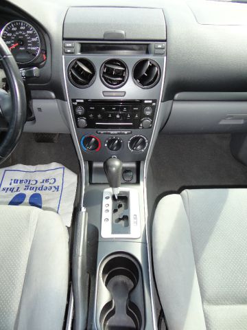 2008 Mazda 6 2WD Regular Cab XL