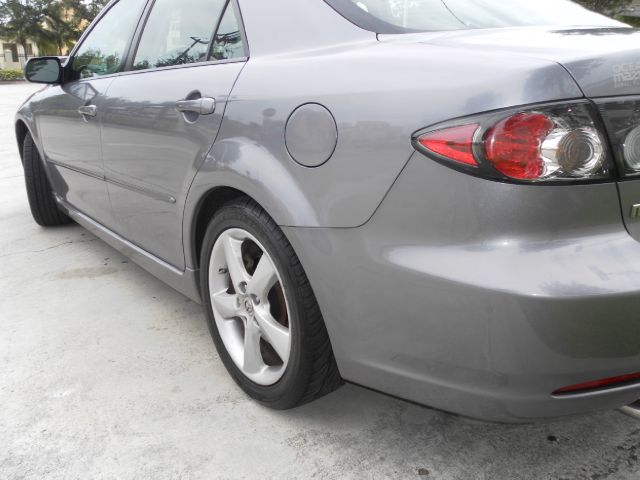 2008 Mazda 6 4dr Sdn 2.4L FWD