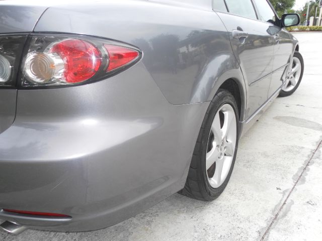 2008 Mazda 6 4dr Sdn 2.4L FWD