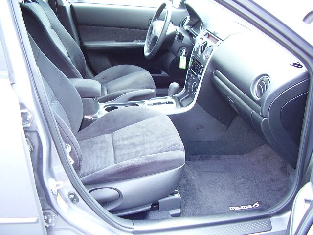 2008 Mazda 6 4dr Sdn 2.4L FWD
