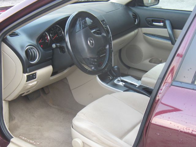 2008 Mazda 6 4dr Sdn 2.4L FWD