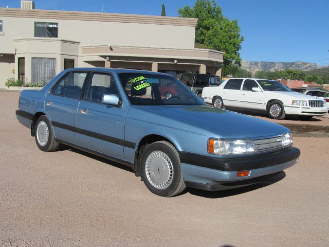 1988 Mazda 929 Base