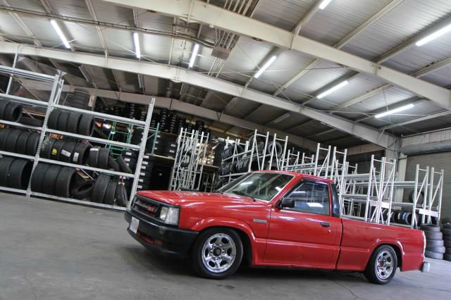 1987 Mazda B-Series Touring - Navigation