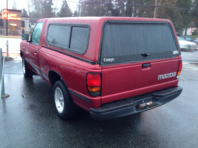 1995 Mazda B-Series Reg Cab FLAT BED