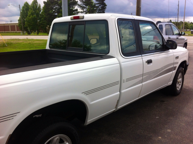 1997 Mazda B-Series 4D Truck