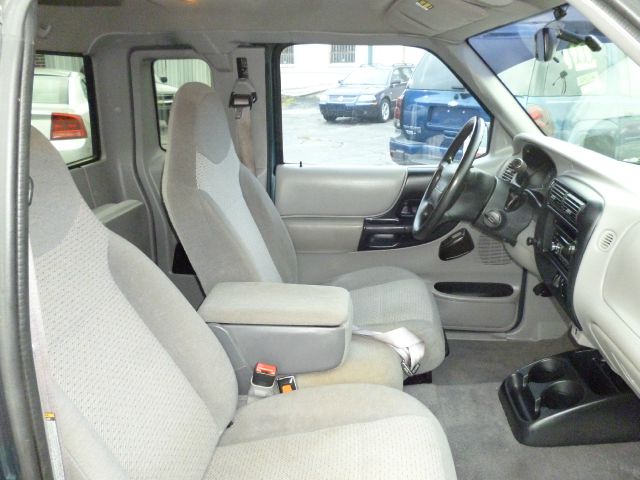 1999 Mazda B-Series Ebony CUST LTH APPT