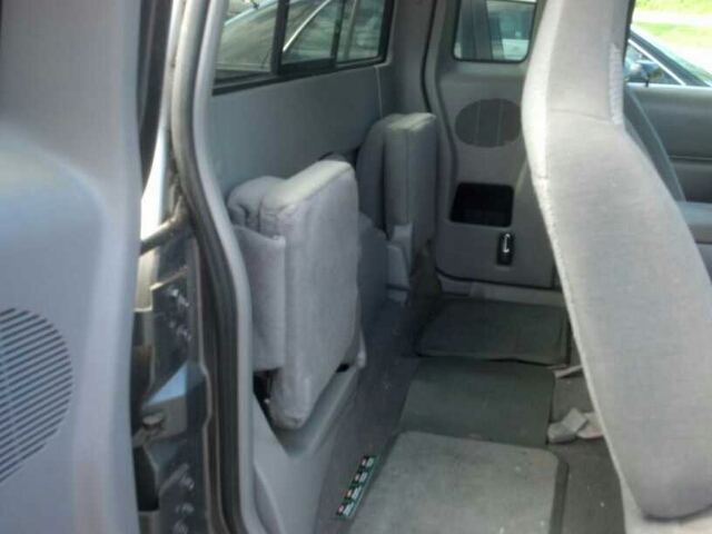 2000 Mazda B-Series SE