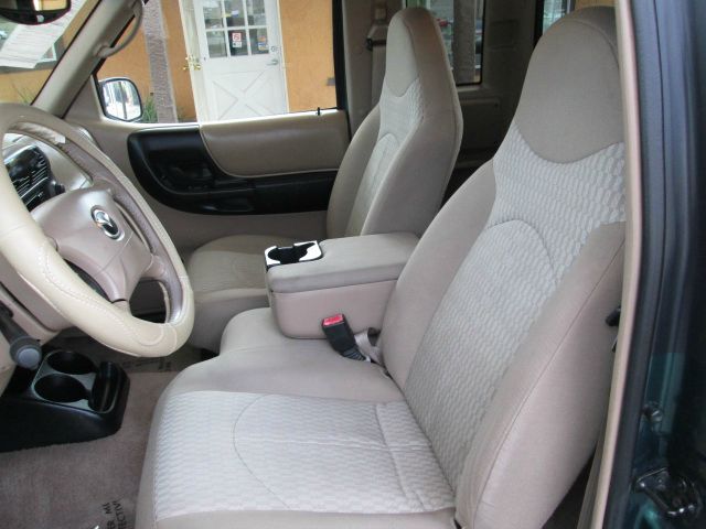 2001 Mazda B-Series 1.8 SE