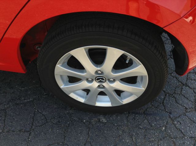 2013 Mazda Mazda2 Lariat XL