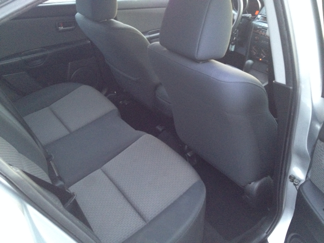 2005 Mazda Mazda3 3.9L LT