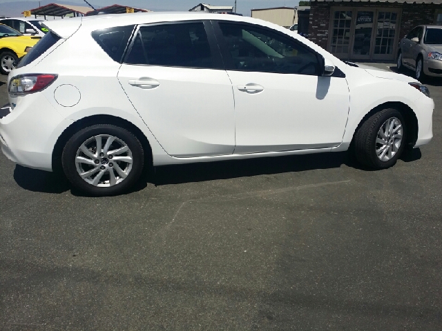 2013 Mazda Mazda3 Roadtrek