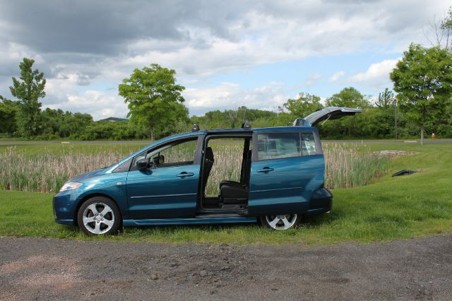 2006 Mazda Mazda5 XLT Superduty Turbo Diesel