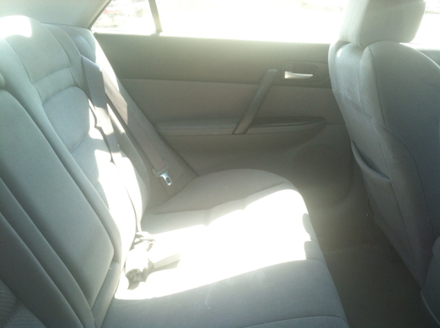 2006 Mazda Mazda6 Laramie Pickup 4D 5 1/2 Ft