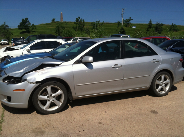 2006 Mazda Mazda6 Laramie Pickup 4D 5 1/2 Ft